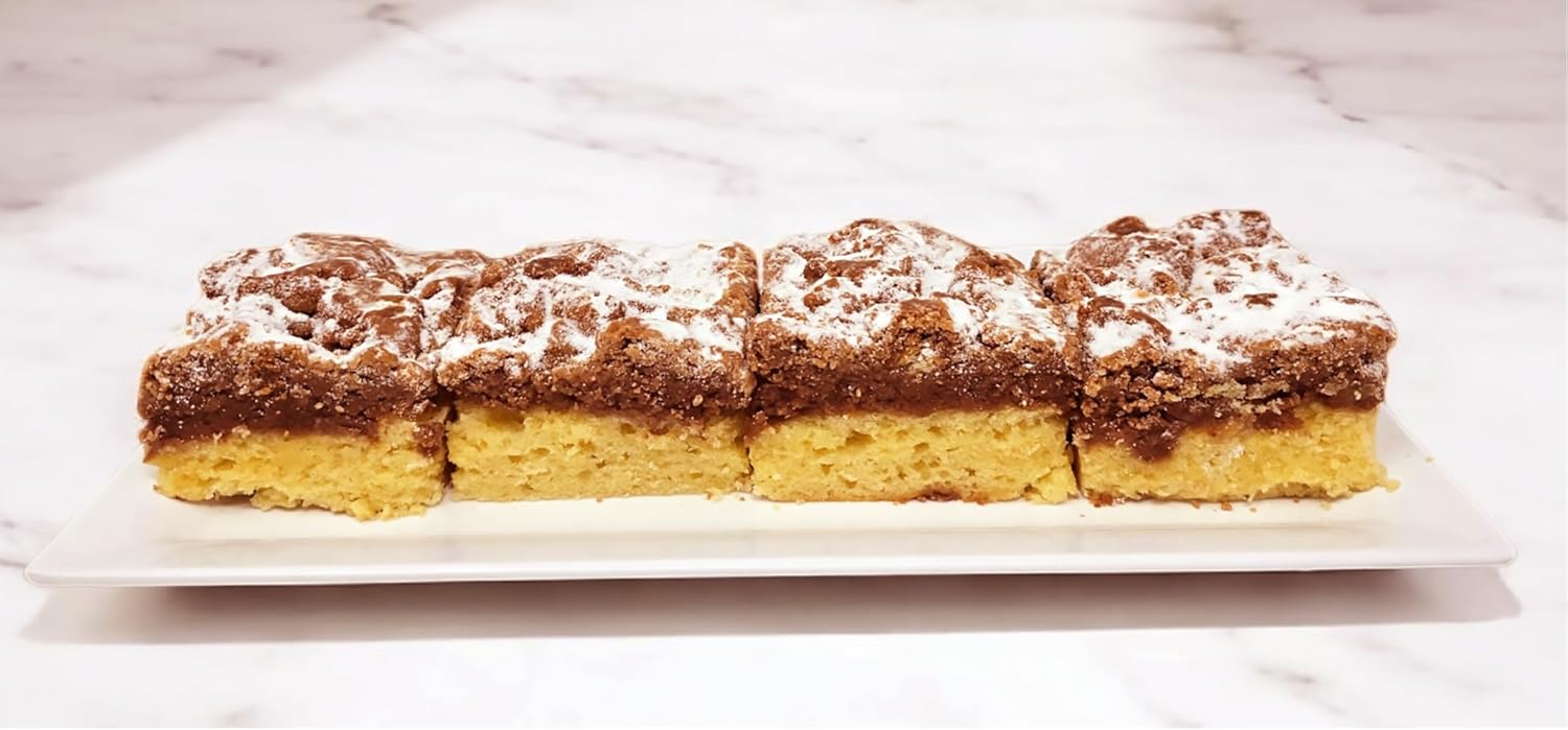 New York Crumb Cake – Fresh, Moist & Made with Natural Ingredients (3.5 lbs.)